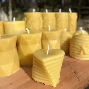 beeswax candle small heart